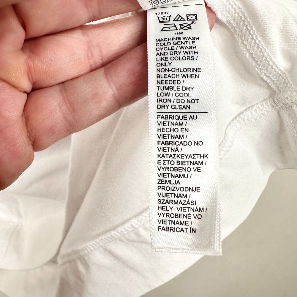 Athleta Outbound Tee Simone Biles Use Your Voice Bright White Top Small - Picture 9 of 14